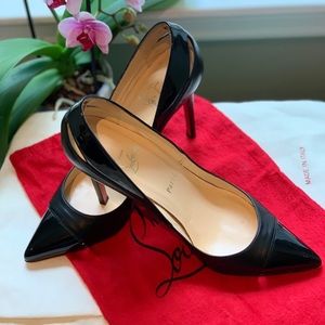 Christian Louboutin pump